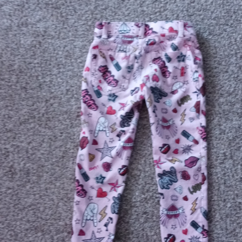 💞Girls Outfit💞 - Picture 3 of 3